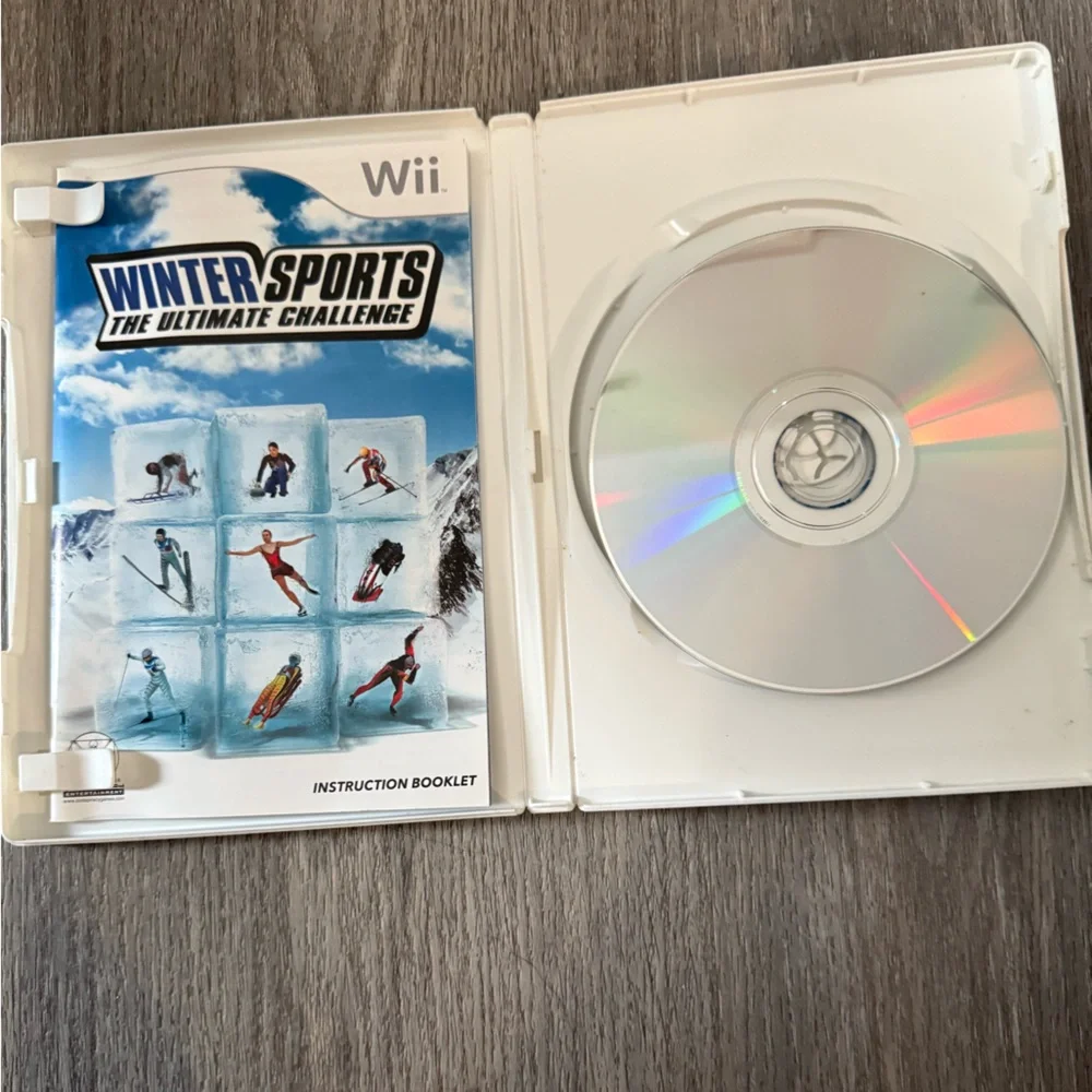 Wii Winter Sports The Ultimate Challenge Complete in Case.